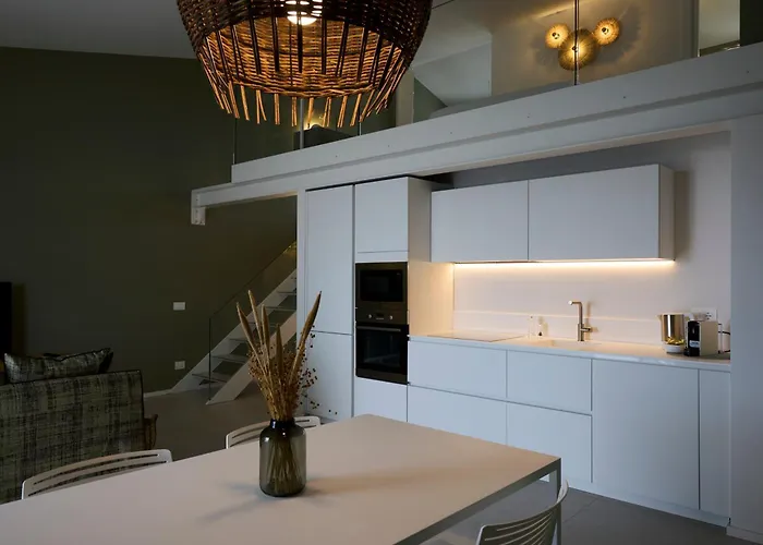Montegrottone Nature Retreat 4* 폴리나노 아마레