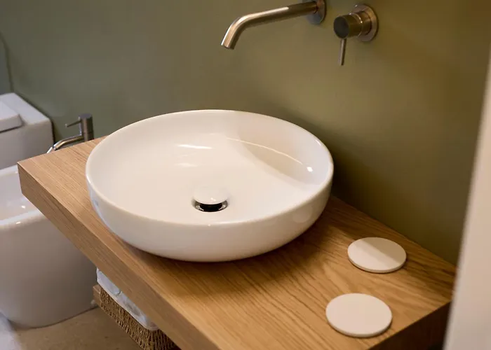 Montegrottone Nature Retreat 4* 폴리나노 아마레