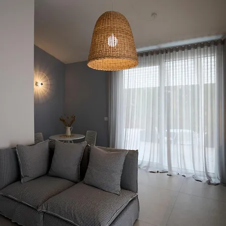 Aparthotel Montegrottone Nature Retreat