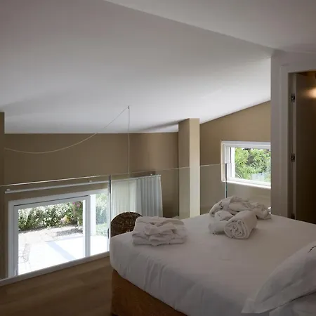 アパートホテル Montegrottone Nature Retreat 4*