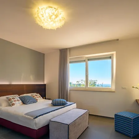 Aparthotel Montegrottone Nature Retreat