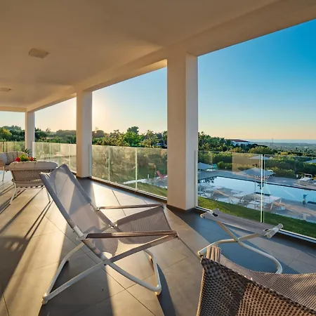 Montegrottone Nature Retreat Aparthotel